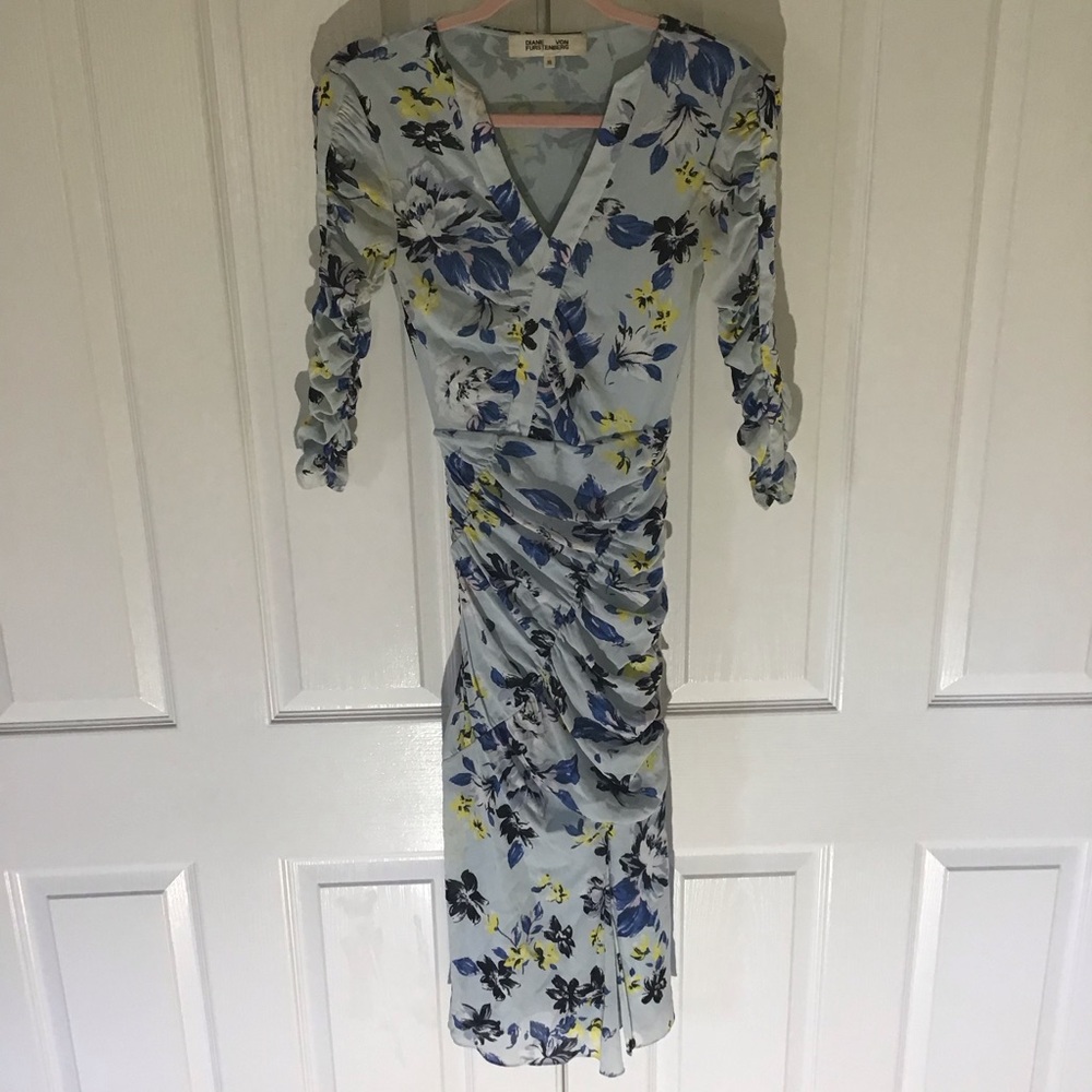 Diane Von Furstenberg blue floral ruched maxi dress XS